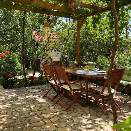 With A Parking Space Zrnovnica, Split - 24236 Apartment