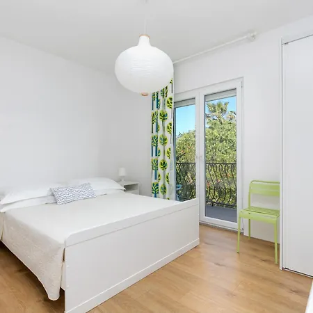 With A Parking Space Zrnovnica, Split - 24236 Apartamento Žrnovnica